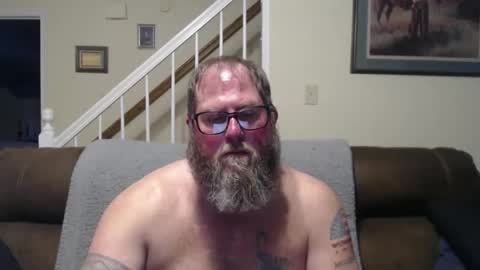 Snapshot of justaguyandnaked chatting on October 21, 10:02 pm justaguyandnaked online show from October 21, 10:02 pm