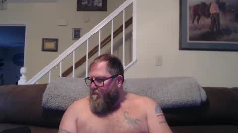 Snapshot of justaguyandnaked chatting on February 6, 10:21 pm justaguyandnaked online show from February 6, 10:21 pm
