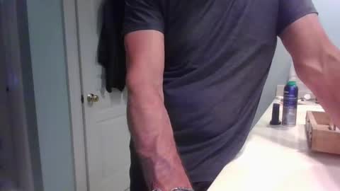 justanotherdadbod2025 online show from May 29, 3:04 am