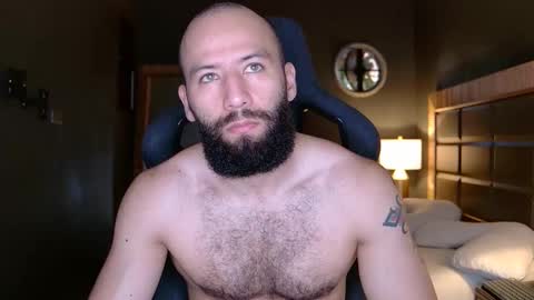 Justin online show from November 18, 12:30 pm