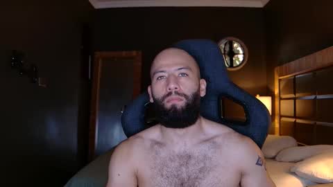 Justin online show from October 31, 1:00 pm