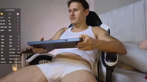 Justin  online show from November 5, 2:46 am