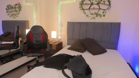 Justin online show from February 26, 11:24 am