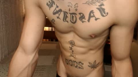 justine_hunk online show from March 6, 1:26 am