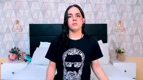 Justine online show from April 16, 4:34 am