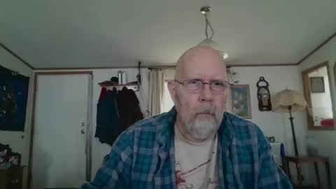 justlustagain online show from April 6, 7:37 pm