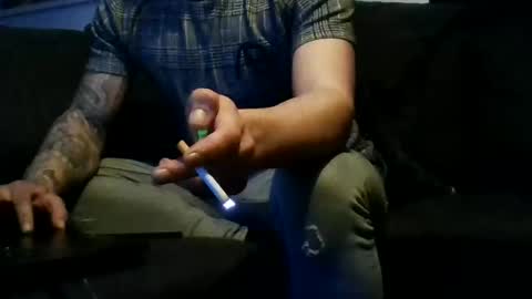 justmehere077 online show from January 4, 2:14 am