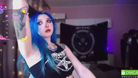 justmeowgirl online show from October 29, 4:25 am