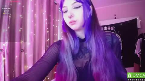justmeowgirl online show from July 31, 5:08 am