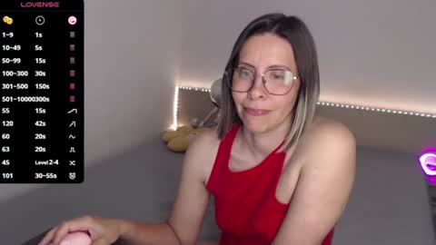 Julie online show from June 20, 3:51 pm