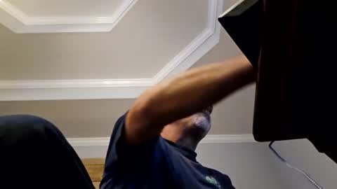 justredneck online show from December 19, 4:34 am