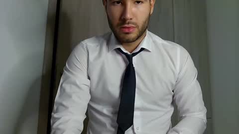 Snapshot of justynxxx1 chatting on January 12, 12:18 am Justin online show from January 12, 12:18 am