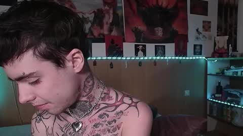 Juuzou hehim u can call me Juz online show from April 2, 4:47 pm