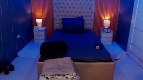 Snapshot of jynxocean chatting on December 8, 10:08 am Jynx online show from December 8, 10:08 am