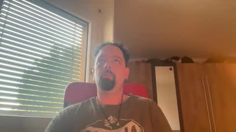 niceoregano online show from February 9, 12:31 pm