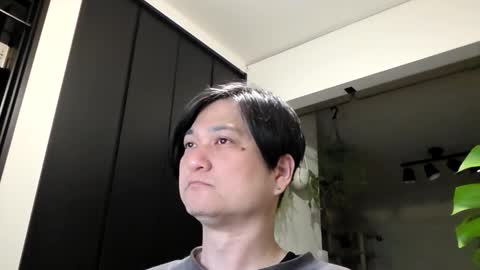 KI e697a5e69cac online show from April 26, 3:53 pm