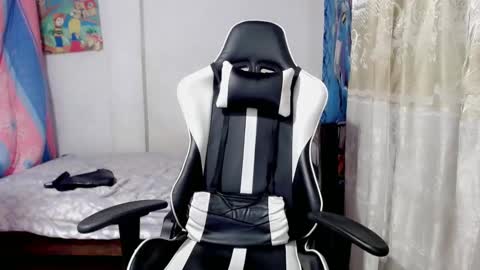 Snapshot of kabic_dragon736 chatting on February 16, 5:59 am Kabic  online show from February 16, 5:59 am