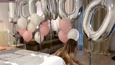 Hi my name is Senia online show from September 18, 3:16 pm