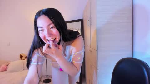 ChloeIndependient model online show from February 26, 4:43 pm