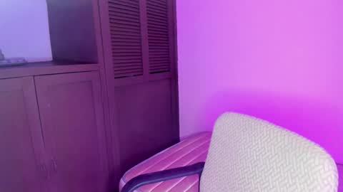 kaiahlive online show from March 10, 10:35 pm