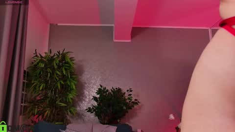 Kaia online show from February 9, 7:49 pm