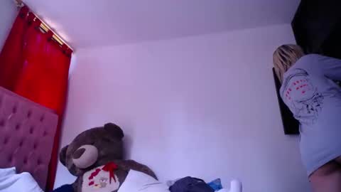 kaira111 online show from November 9, 2:31 pm