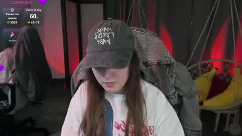 Kaisa online show from April 13, 9:52 pm