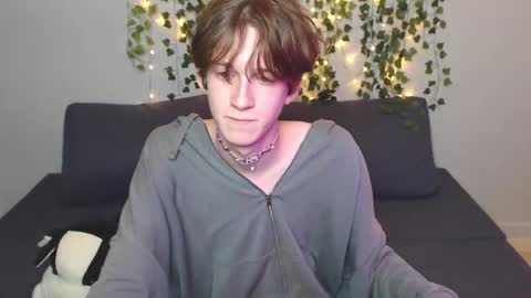 Snapshot of kaislutx chatting on October 6, 7:20 pm slutkai online show from October 6, 7:20 pm