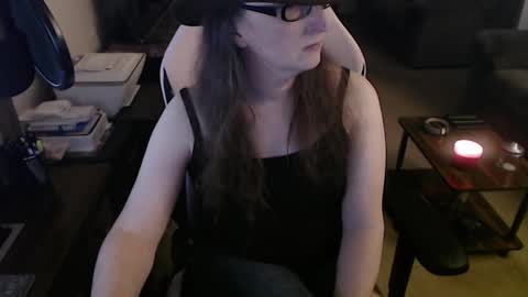 Snapshot of kait331 chatting on January 16, 1:06 am Camprincess331 online show from January 16, 1:06 am