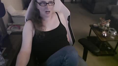 Snapshot of kait331 chatting on September 22, 1:42 am Camprincess331 online show from September 22, 1:42 am