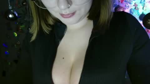 Kaitlin online show from January 5, 5:38 pm