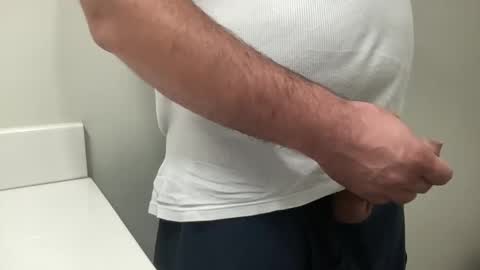 Snapshot of kaleaba411 chatting on October 9, 8:58 pm kaleaba411 online show from October 9, 8:58 pm