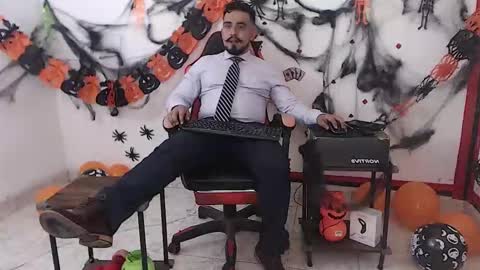 Snapshot of kalethbigdick88 chatting on October 21, 8:56 pm Kaleth online show from October 21, 8:56 pm
