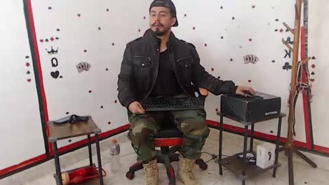 Snapshot of kalethbigdick88 chatting on October 6, 5:47 am Kaleth online show from October 6, 5:47 am
