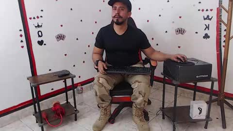 Snapshot of kalethbigdick88 chatting on October 1, 6:34 am Kaleth online show from October 1, 6:34 am