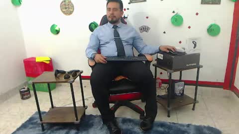 Kaleth online show from April 12, 7:40 pm