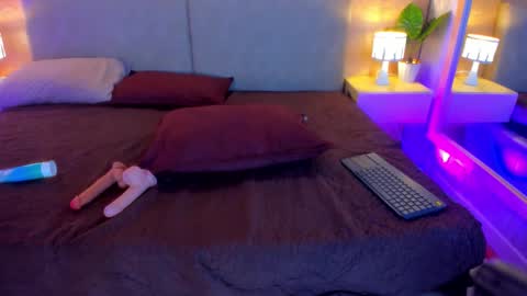 kalyx_lana online show from January 12, 7:43 pm