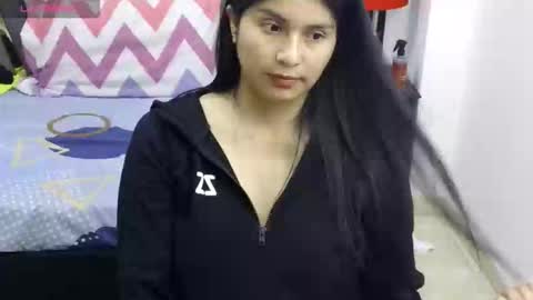 kamgomezxox online show from February 21, 9:23 am