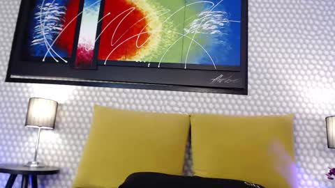 Kami online show from February 10, 8:34 pm