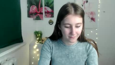 Snapshot of kamilla_love_ chatting on October 23, 12:17 pm kamilla_love_ online show from October 23, 12:17 pm