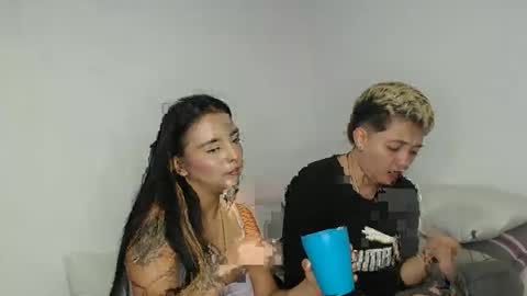 kammy   y   camila online show from March 25, 1:23 am