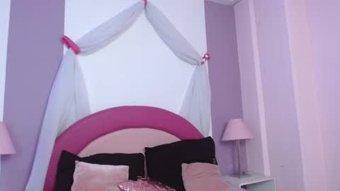 kaoryy_1 online show from May 4, 11:28 am