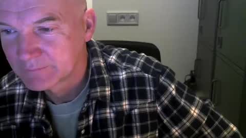 Robbie online show from January 13, 5:23 am