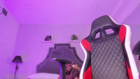 Karely online show from April 3, 4:36 pm