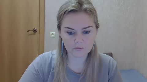 karennelsonx online show from November 1, 1:54 pm