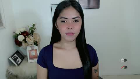 I AM BELLE online show from March 7, 7:14 pm