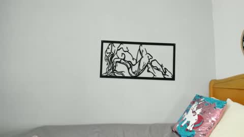 Snapshot of karina_lopez7 chatting on October 6, 5:20 pm karina_lopez7 online show from October 6, 5:20 pm