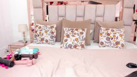 Karina online show from February 4, 10:57 pm