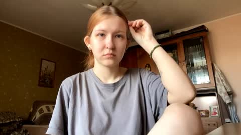 Karina online show from April 8, 7:33 am