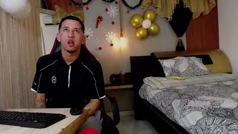 KARLA Y KALVIN online show from November 11, 2:14 am